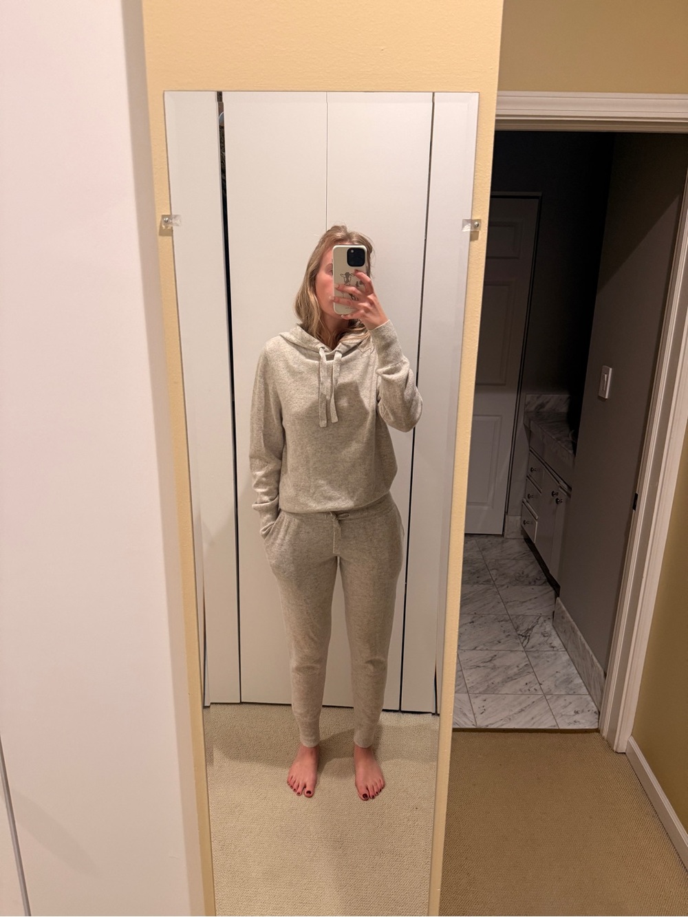 Mersea 100% Cashmere Women’s Lounge Set - Small top, Medium bottoms